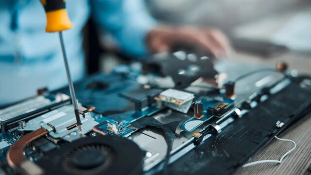 Hardware and Software Services